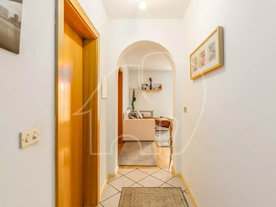 Immagine 13 di Appartamento in vendita  in Heppenheimer Straße - Via Heppenheim a Caldaro Sulla Strada Del Vino .Kaltern An De.