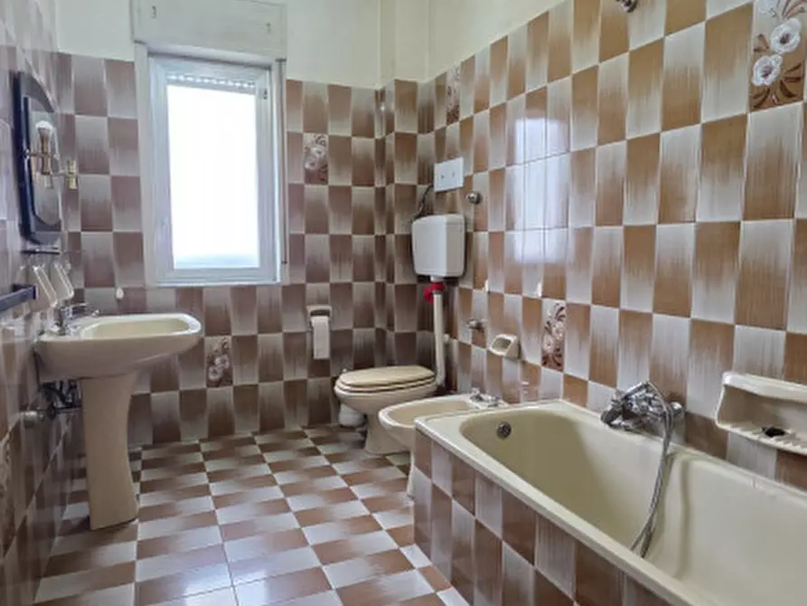 Immagine 13 di Appartamento in vendita  in Via Risorgimento,149 a Milazzo