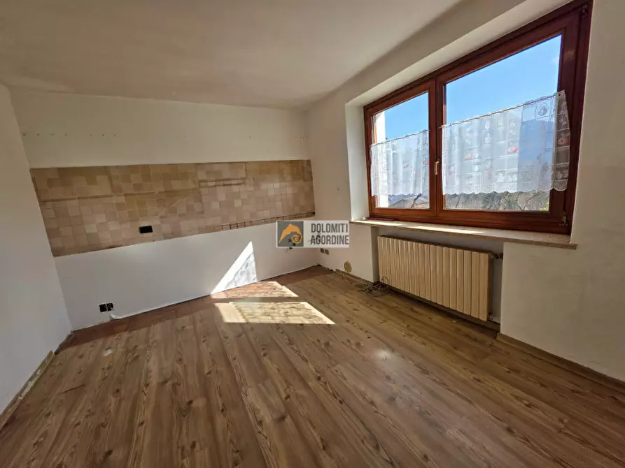 Immagine 5 di Appartamento in vendita  in Via 4 Novembre a Voltago Agordino