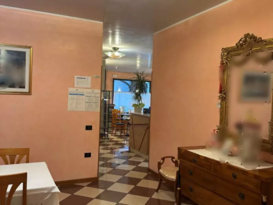 Immagine 2 di Attività commerciale in vendita  in Via Fontana a Bassano Del Grappa
