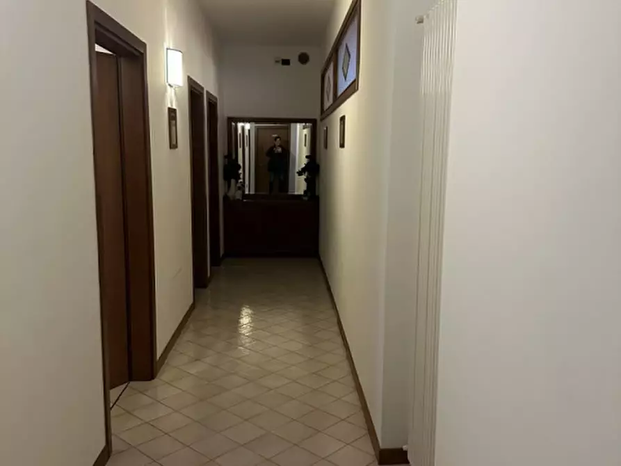 Immagine 9 di Attività commerciale in vendita  in Via Fontana a Bassano Del Grappa