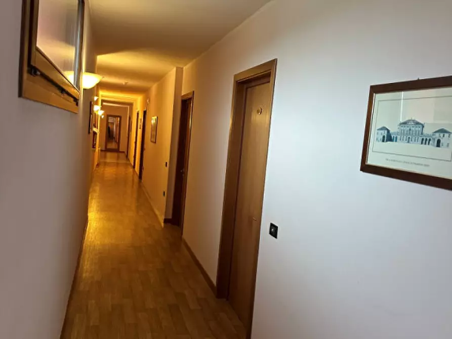 Immagine 10 di Attività commerciale in vendita  in Via Fontana a Bassano Del Grappa