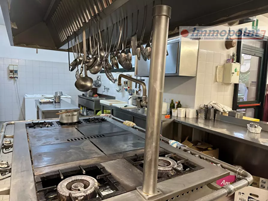 Immagine 11 di Attività commerciale in vendita  in Via Fontana a Bassano Del Grappa