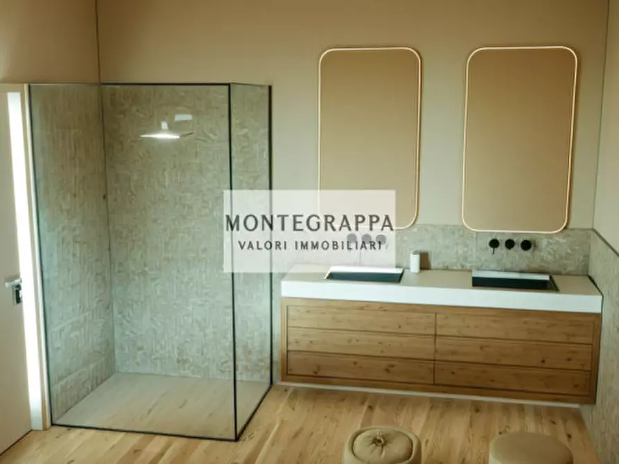 Immagine 2 di Casa indipendente in vendita  in Via Villa a Loria