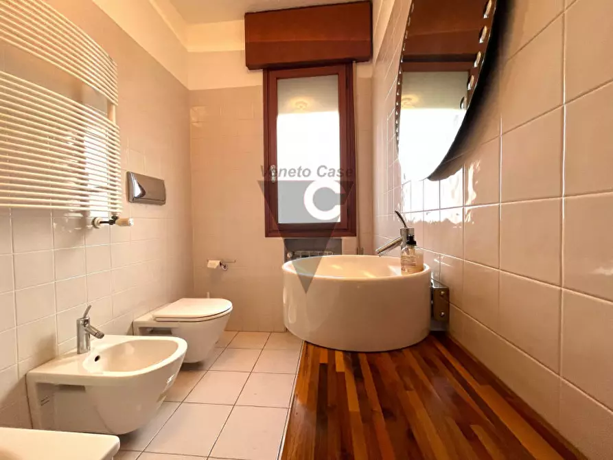 Immagine 12 di Appartamento in vendita  in Via Arturo Toscanini a Mirano