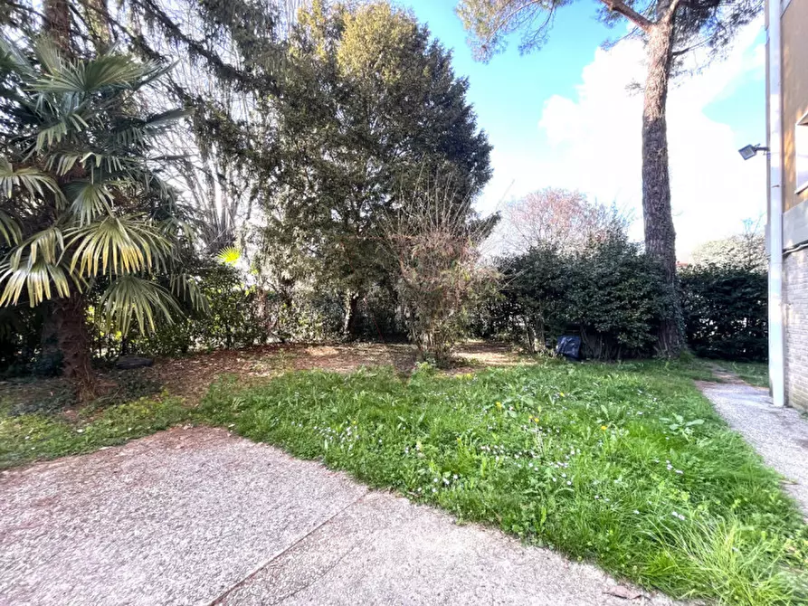 Immagine 19 di Appartamento in vendita  in Via Arturo Toscanini a Mirano