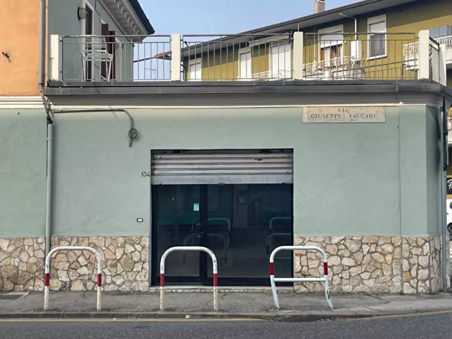 Immagine 2 di Attività commerciale in affitto  in Via Giuseppe Vaccari a Vicenza