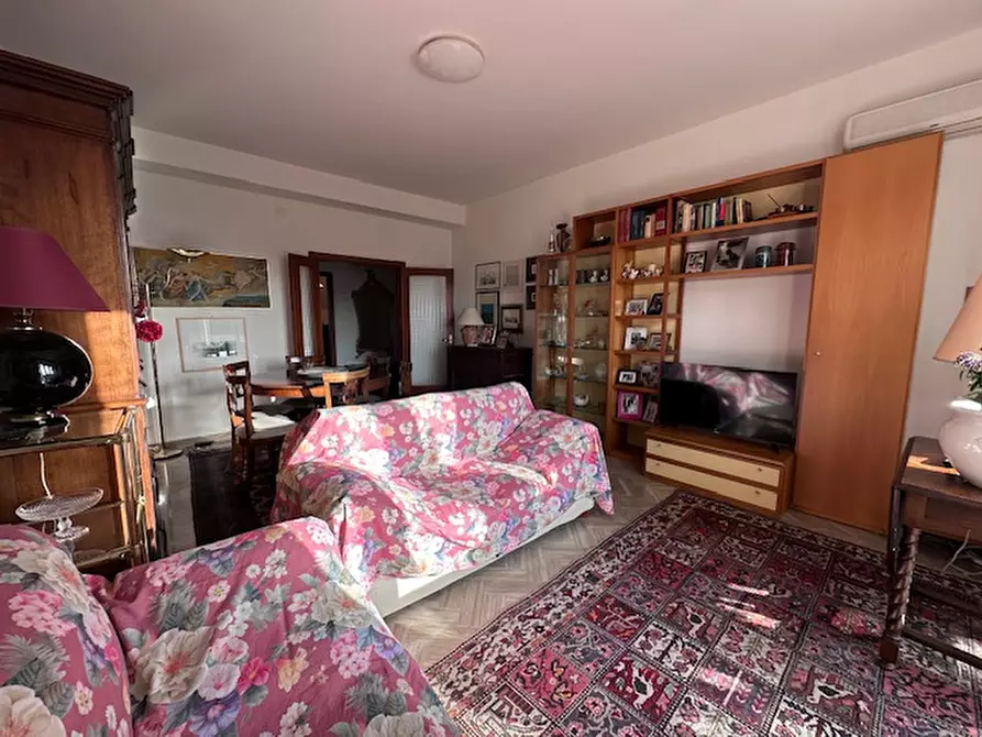 Immagine 15 di Appartamento in vendita  in Via Jacopone Da Todi a Perugia