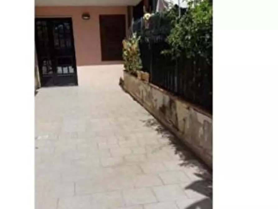 Immagine 6 di Appartamento in vendita  in Via Litteri, 64/E 95021 Aci Castello CT, Italia a Aci Castello