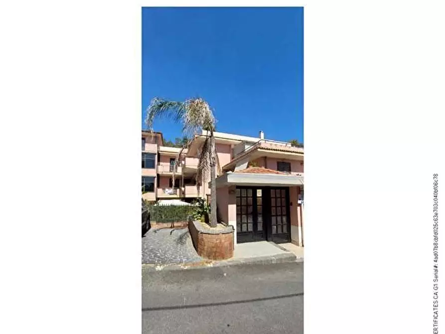 Immagine 7 di Appartamento in vendita  in Via Litteri, 64/E 95021 Aci Castello CT, Italia a Aci Castello