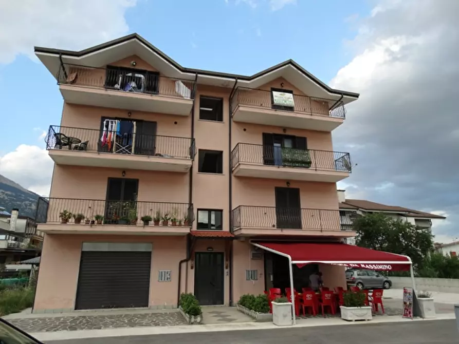 Immagine 1 di Appartamento in vendita  in Via Quinto Orazio Flacco a Marsicovetere