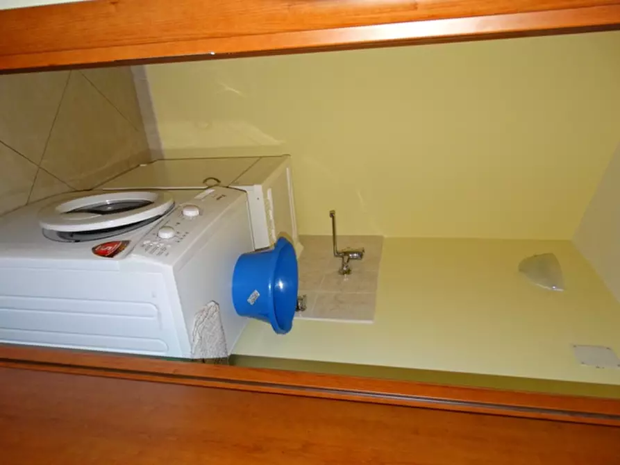 Immagine 4 di Appartamento in vendita  in Via Quinto Orazio Flacco a Marsicovetere