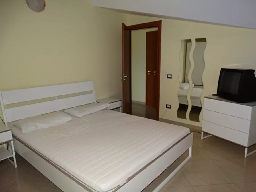 Immagine 6 di Appartamento in vendita  in Via Quinto Orazio Flacco a Marsicovetere