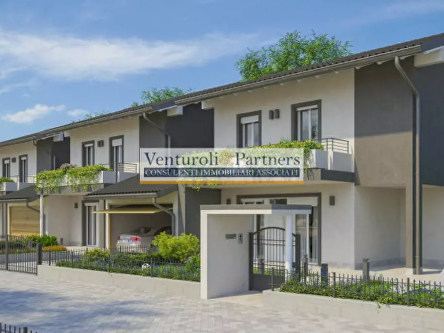 Immagine 3 di Casa indipendente in vendita  in Via Barcuzzi a Lonato del Garda