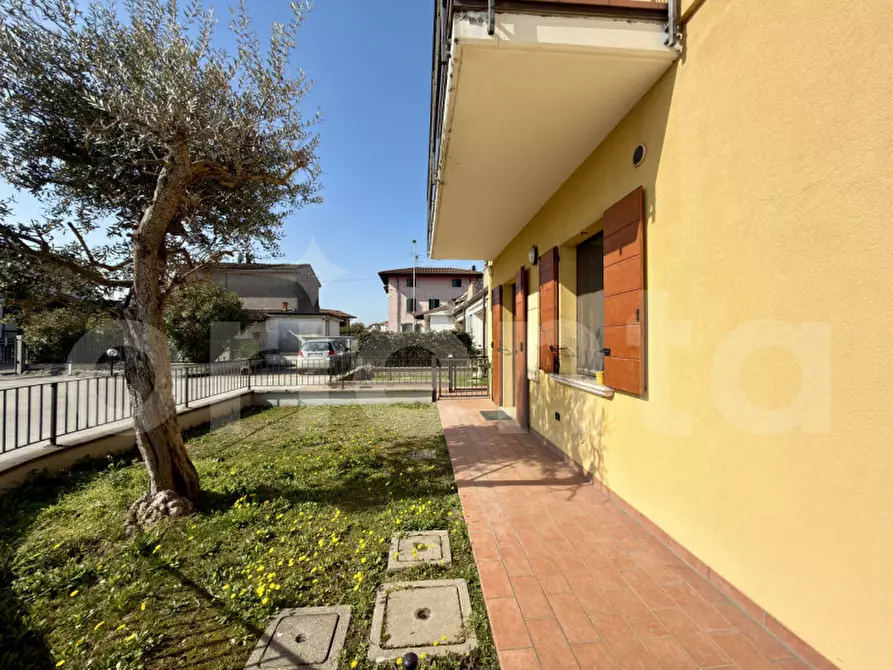 Immagine 2 di Appartamento in vendita  in Via San Giovanni 126 a Montichiari