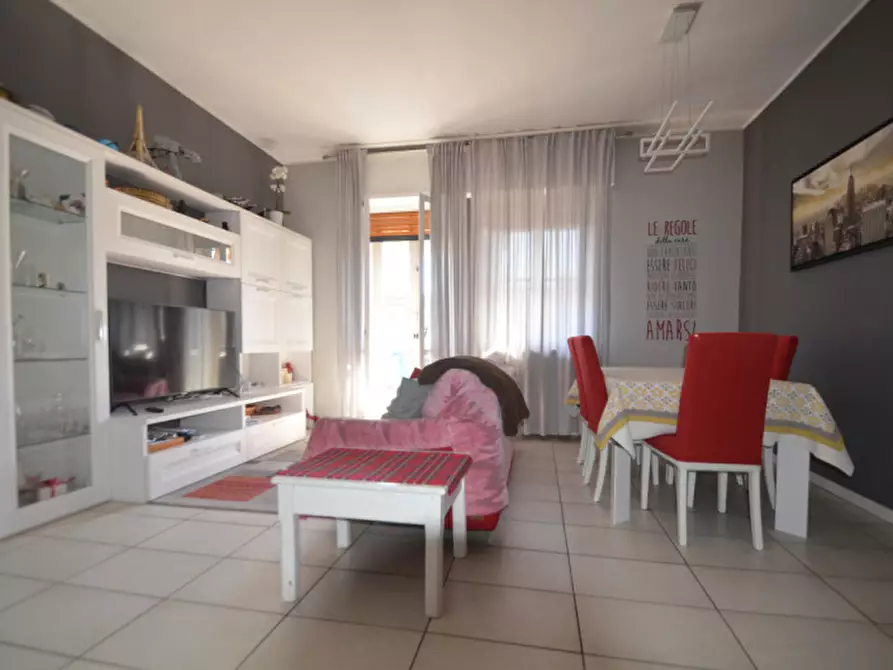 Immagine 2 di Appartamento in vendita  a Pavia