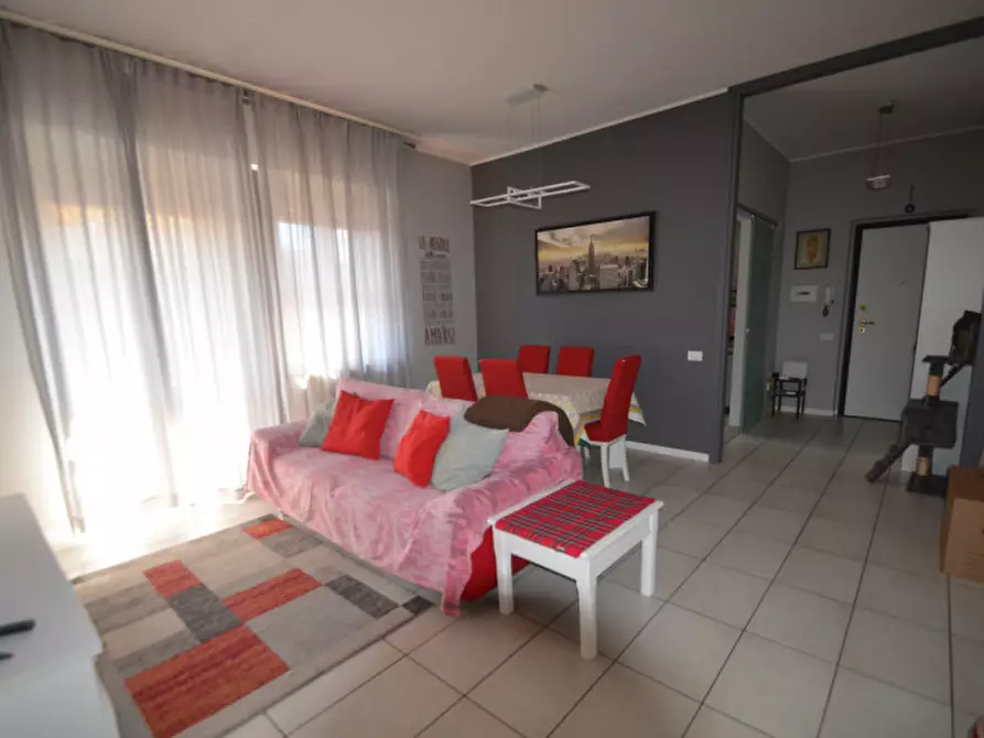 Immagine 3 di Appartamento in vendita  a Pavia