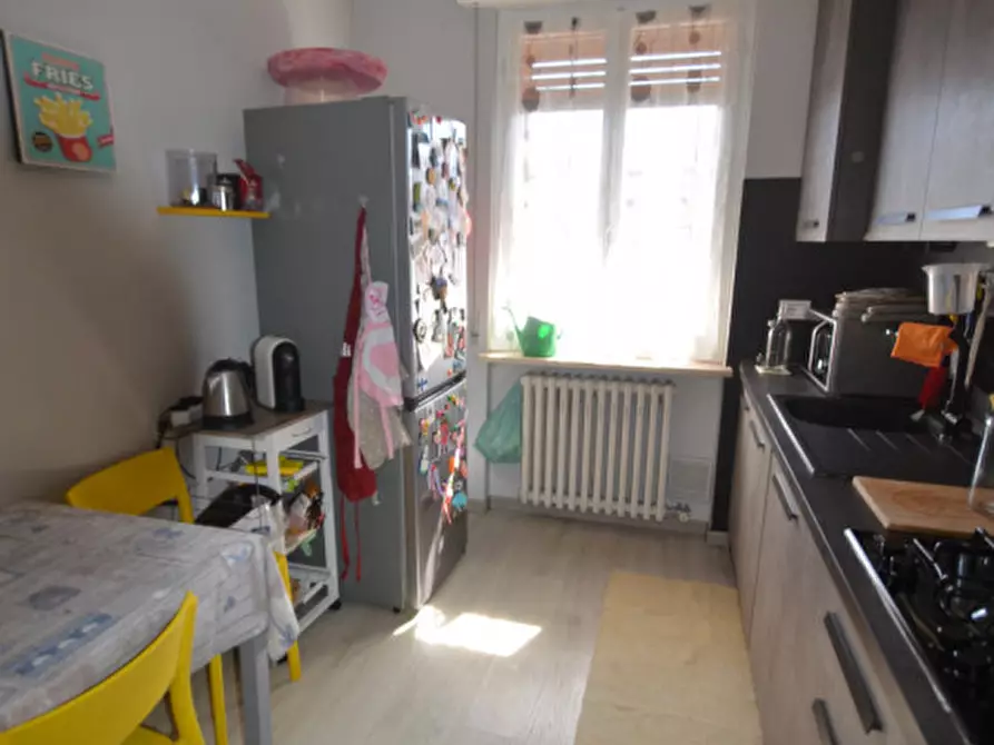 Immagine 11 di Appartamento in vendita  a Pavia