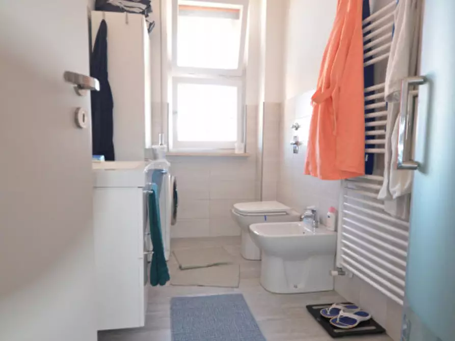 Immagine 17 di Appartamento in vendita  a Pavia