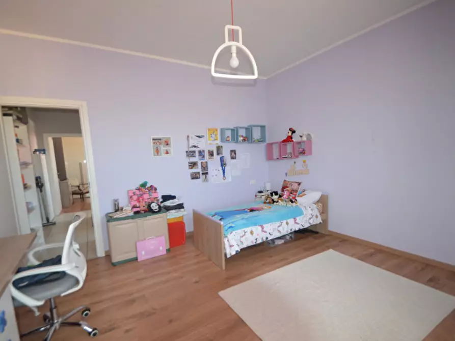 Immagine 37 di Appartamento in vendita  a Pavia