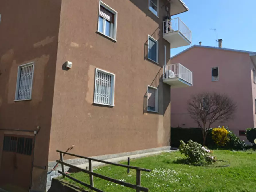 Immagine 43 di Appartamento in vendita  a Pavia