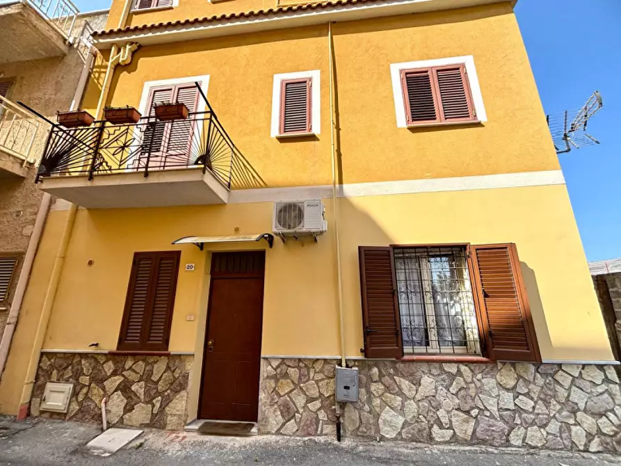 Immagine 2 di Appartamento in vendita  in Vicolo Rossi, 7 a Palermo