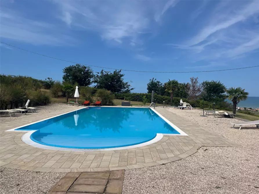 Immagine 1 di Casa indipendente in vendita  a Senigallia