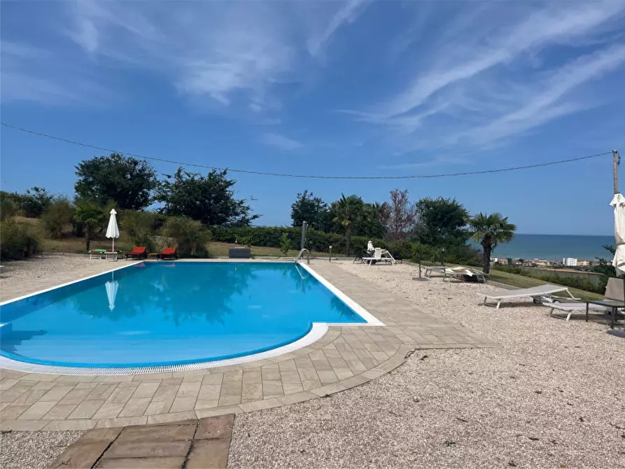 Immagine 24 di Casa indipendente in vendita  a Senigallia