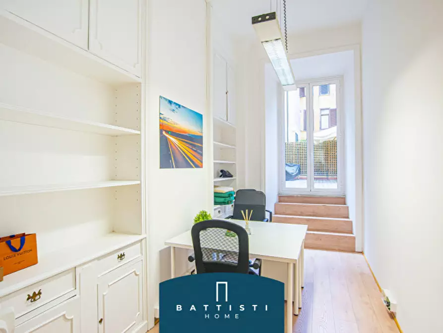 Immagine 12 di Ufficio in affitto  in Via del Tritone a Roma