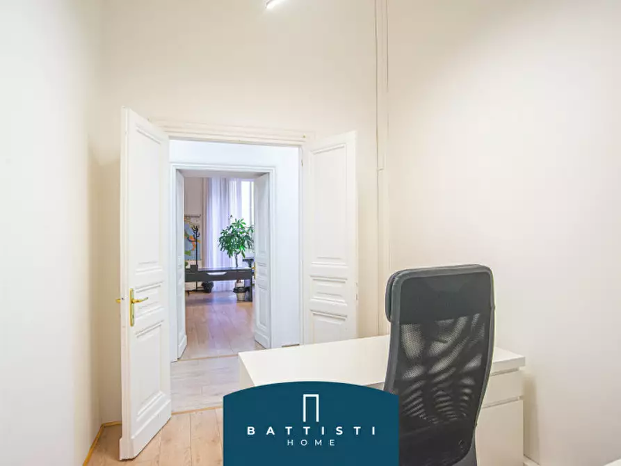 Immagine 15 di Ufficio in affitto  in Via del Tritone a Roma