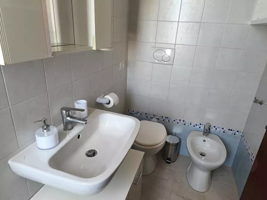 Immagine 11 di Appartamento in affitto  in via NAZIONALE 12 a Recanati