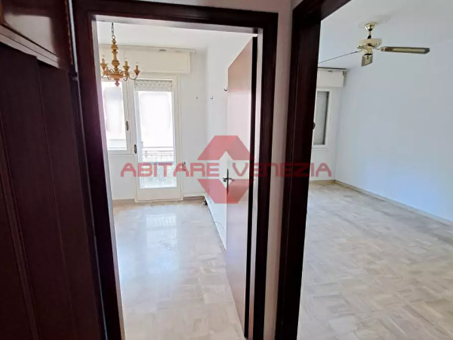 Immagine 18 di Appartamento in vendita  in Via Francesco Morosini 4 a Venezia
