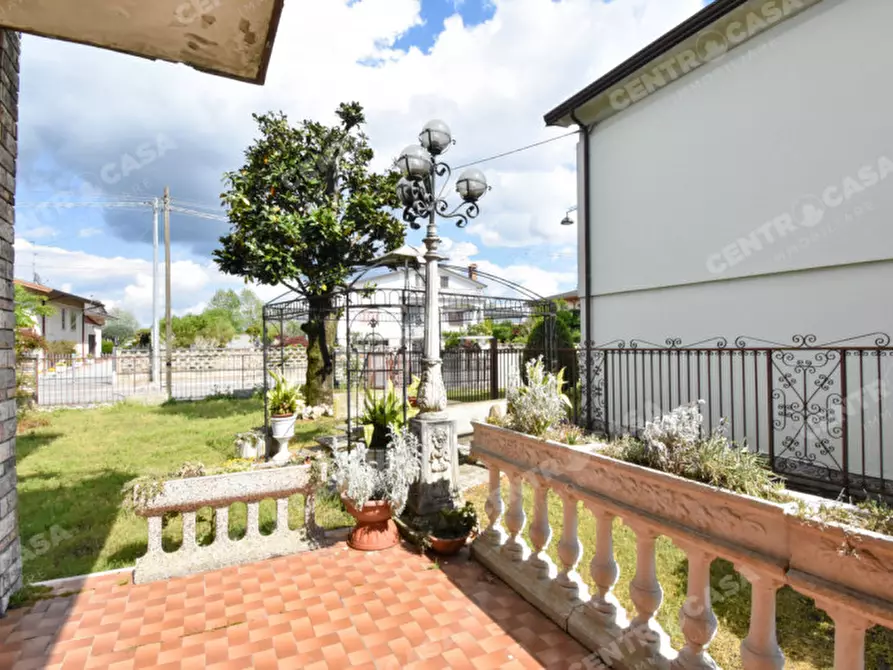 Immagine 6 di Casa indipendente in vendita  a Concamarise