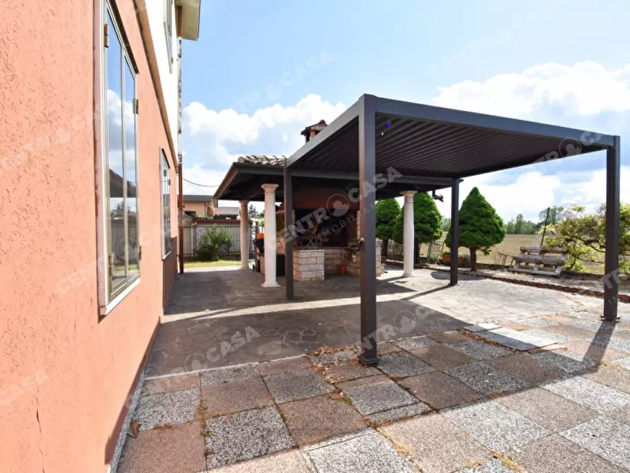 Immagine 12 di Casa indipendente in vendita  a Concamarise