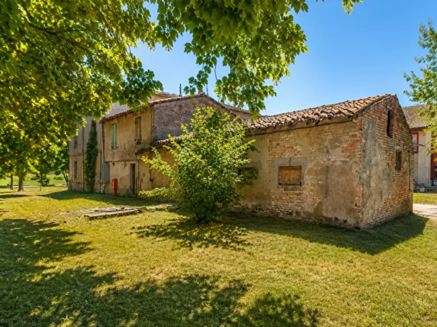 Immagine 35 di Casa bifamiliare in vendita  in Strada Chiesa di Castelnovo 20 a Parma