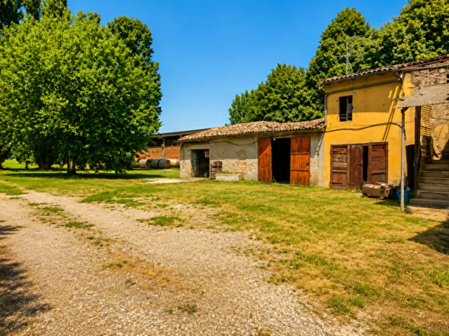 Immagine 43 di Casa bifamiliare in vendita  in Strada Chiesa di Castelnovo 20 a Parma