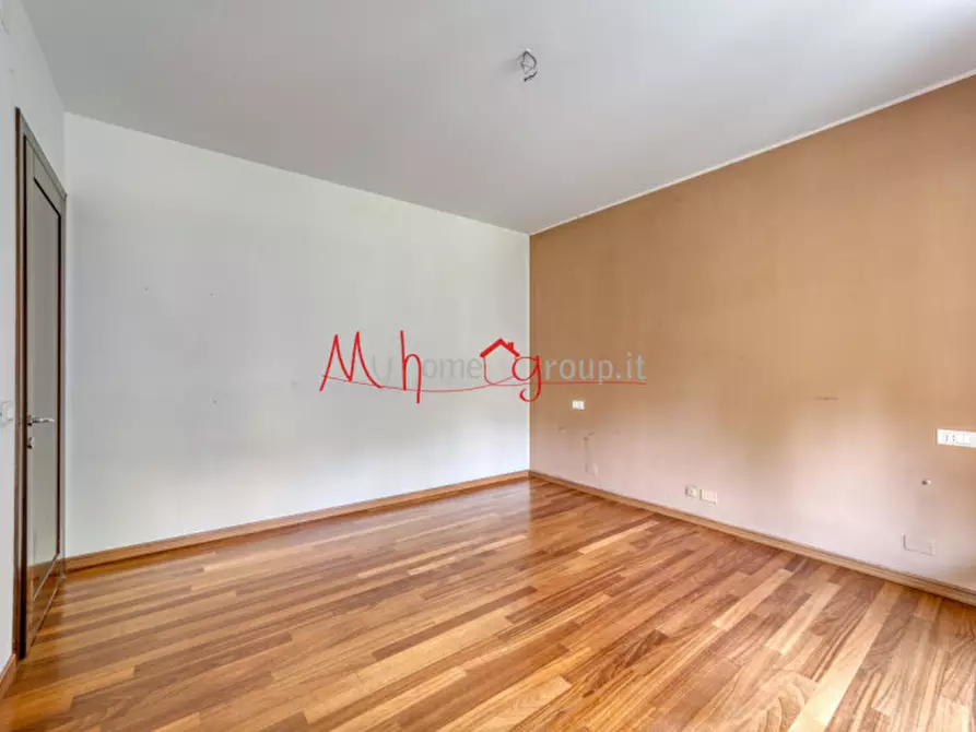 Immagine 10 di Appartamento in vendita  in Via Valerio Flacco a Abano Terme