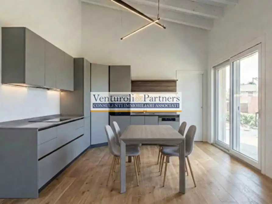 Immagine 2 di Villa in vendita  in Via Taccone a Padenghe Sul Garda