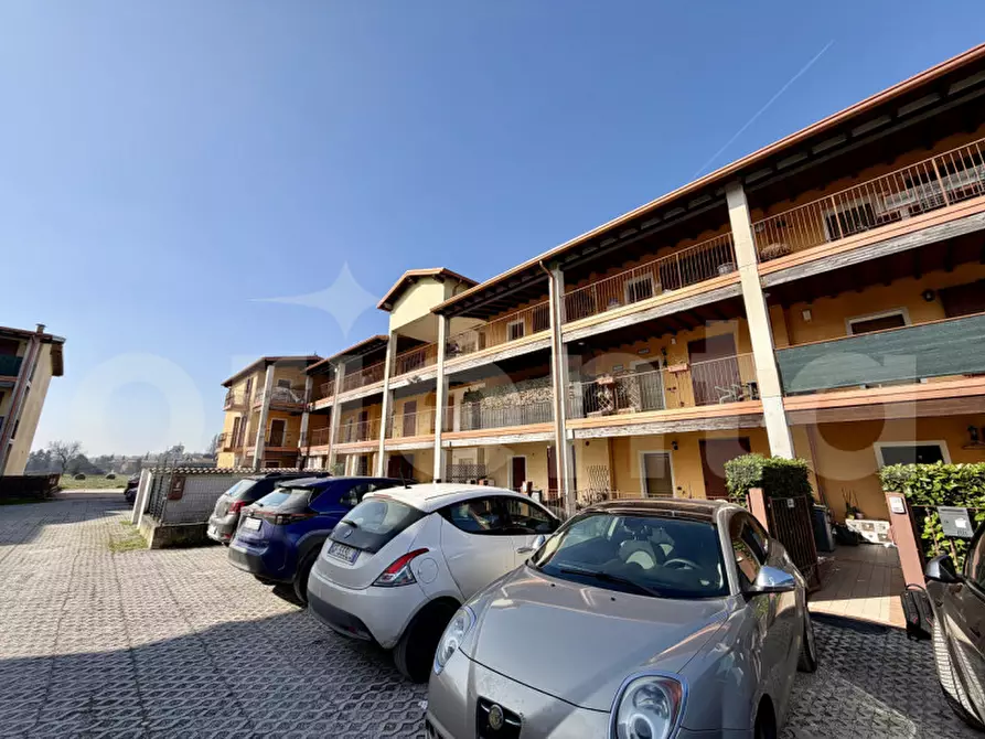 Immagine 17 di Appartamento in vendita  in via Campagnoli 3c a Montichiari