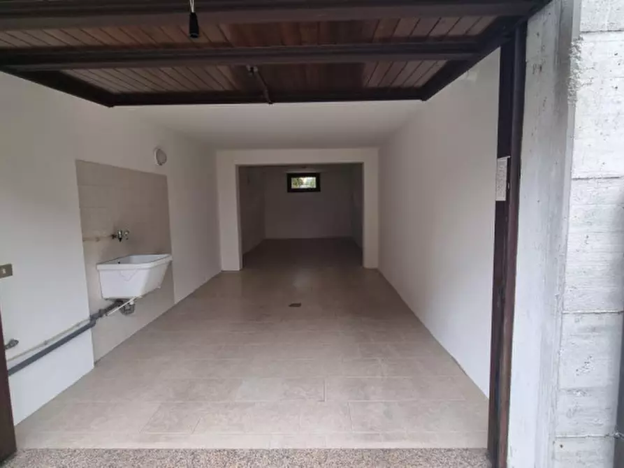 Immagine 17 di Appartamento in vendita  in VIA A. Frank a San Martino In Rio