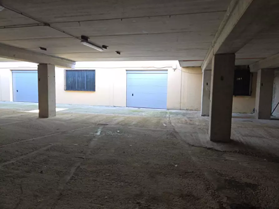 Immagine 18 di Magazzino in affitto  in Via Lunigiana a Aulla