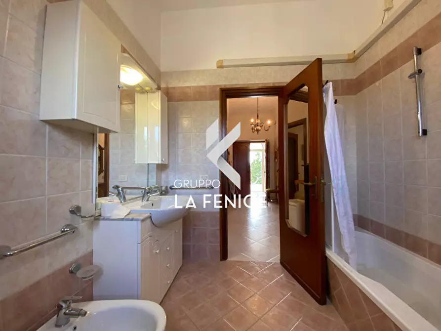 Immagine 25 di Villa in vendita  in contrada monte a Cisternino