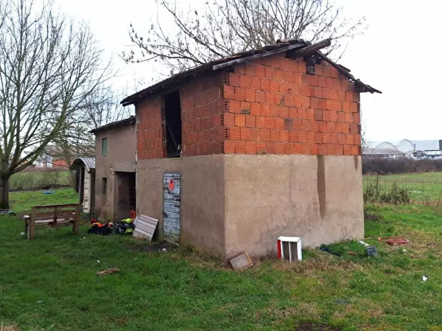 Immagine 11 di Rustico / casale in vendita  in Via Ponte Bianco, 16, 41031 Camposanto MO, Italia a Camposanto