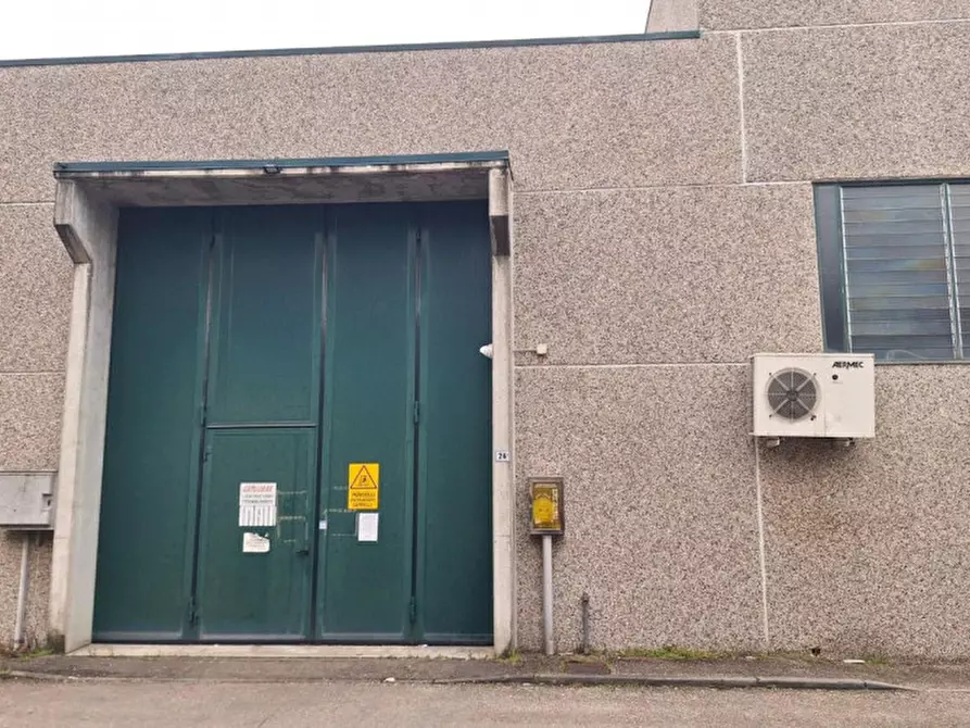 Immagine 3 di Capannone industriale in vendita  in Via del Lavoro, 26A, 41051 Castelnuovo Rangone MO, Italia a Castelnuovo Rangone