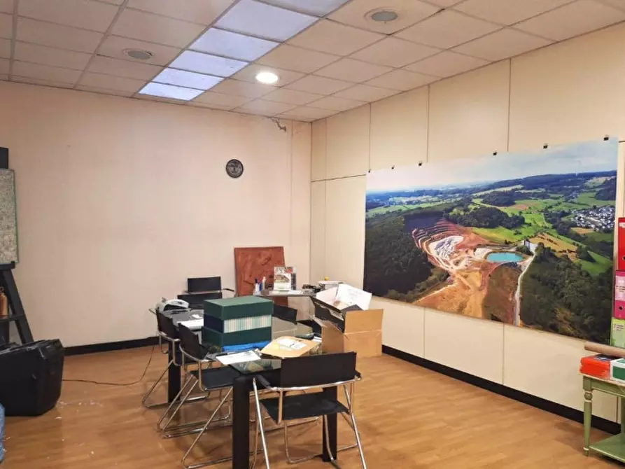 Immagine 11 di Capannone industriale in vendita  in Via del Lavoro, 26A, 41051 Castelnuovo Rangone MO, Italia a Castelnuovo Rangone