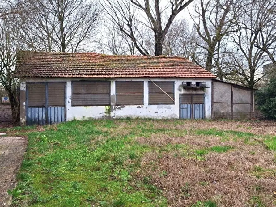 Immagine 7 di Rustico / casale in vendita  in Via Madonna, 17, 41031 Camposanto MO, Italia a Camposanto