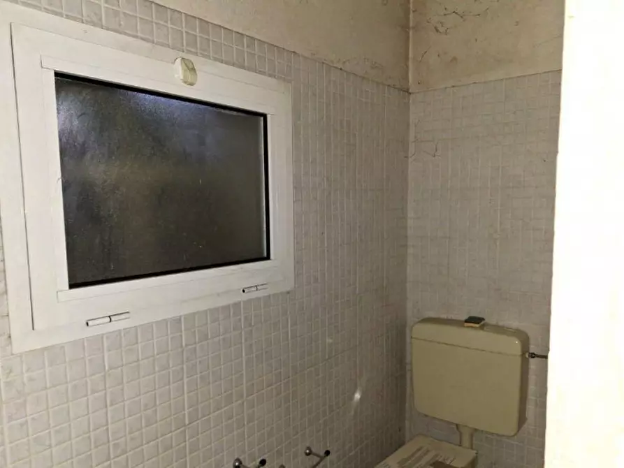 Immagine 10 di Rustico / casale in vendita  in Via Madonna, 17, 41031 Camposanto MO, Italia a Camposanto