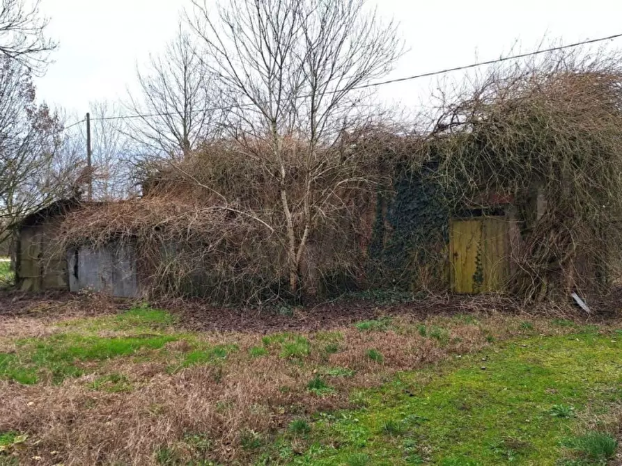 Immagine 11 di Rustico / casale in vendita  in Via Madonna, 17, 41031 Camposanto MO, Italia a Camposanto