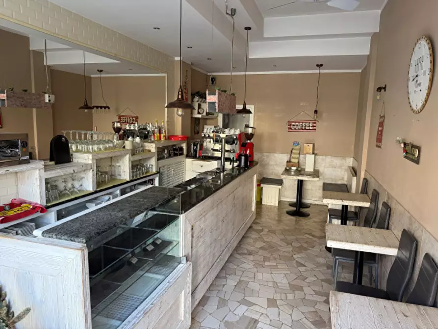 Immagine 7 di Negozio in affitto  in via Legione Antonini 180 a Vicenza