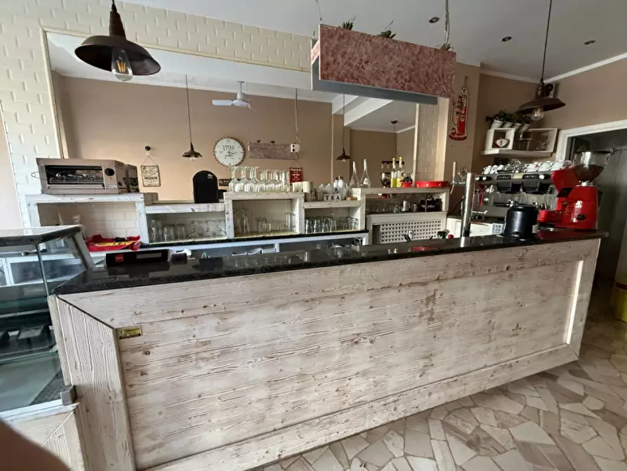 Immagine 9 di Negozio in affitto  in via Legione Antonini 180 a Vicenza